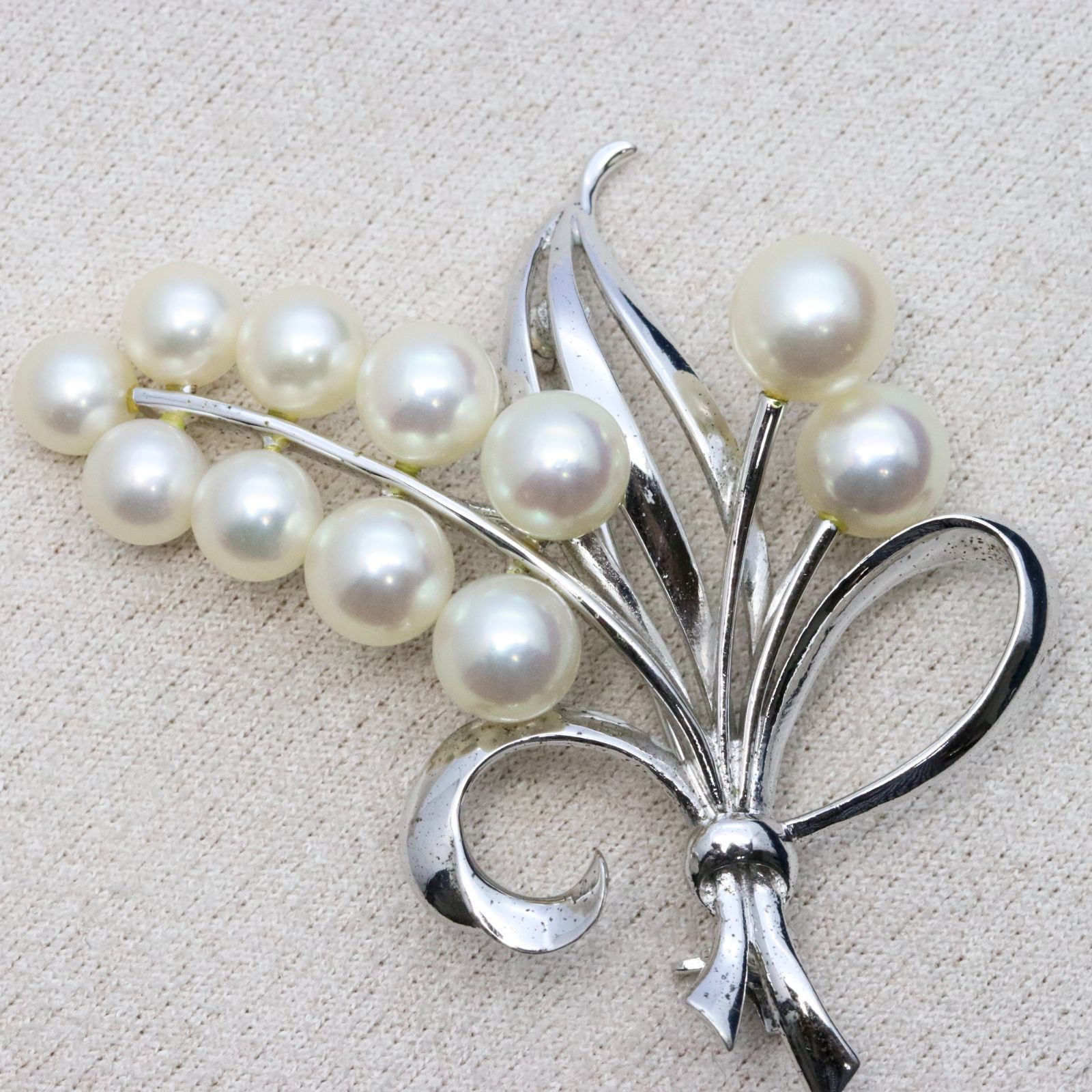 395ミキモトシルバー パール 幸福の木 ブローチ 箱付き 395