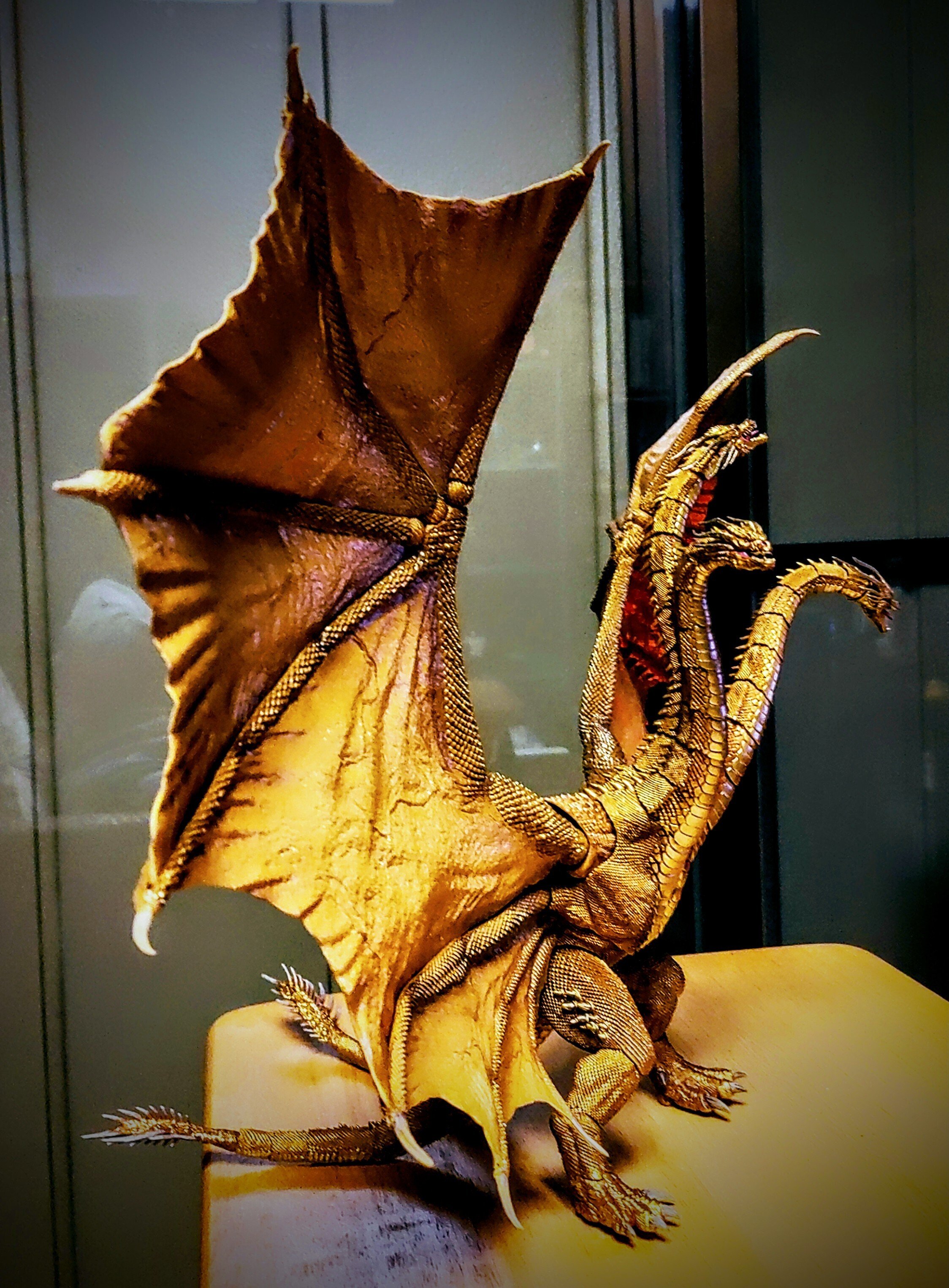 HIYA TOYS キングギドラ アクションフィギュア｜K3-O2