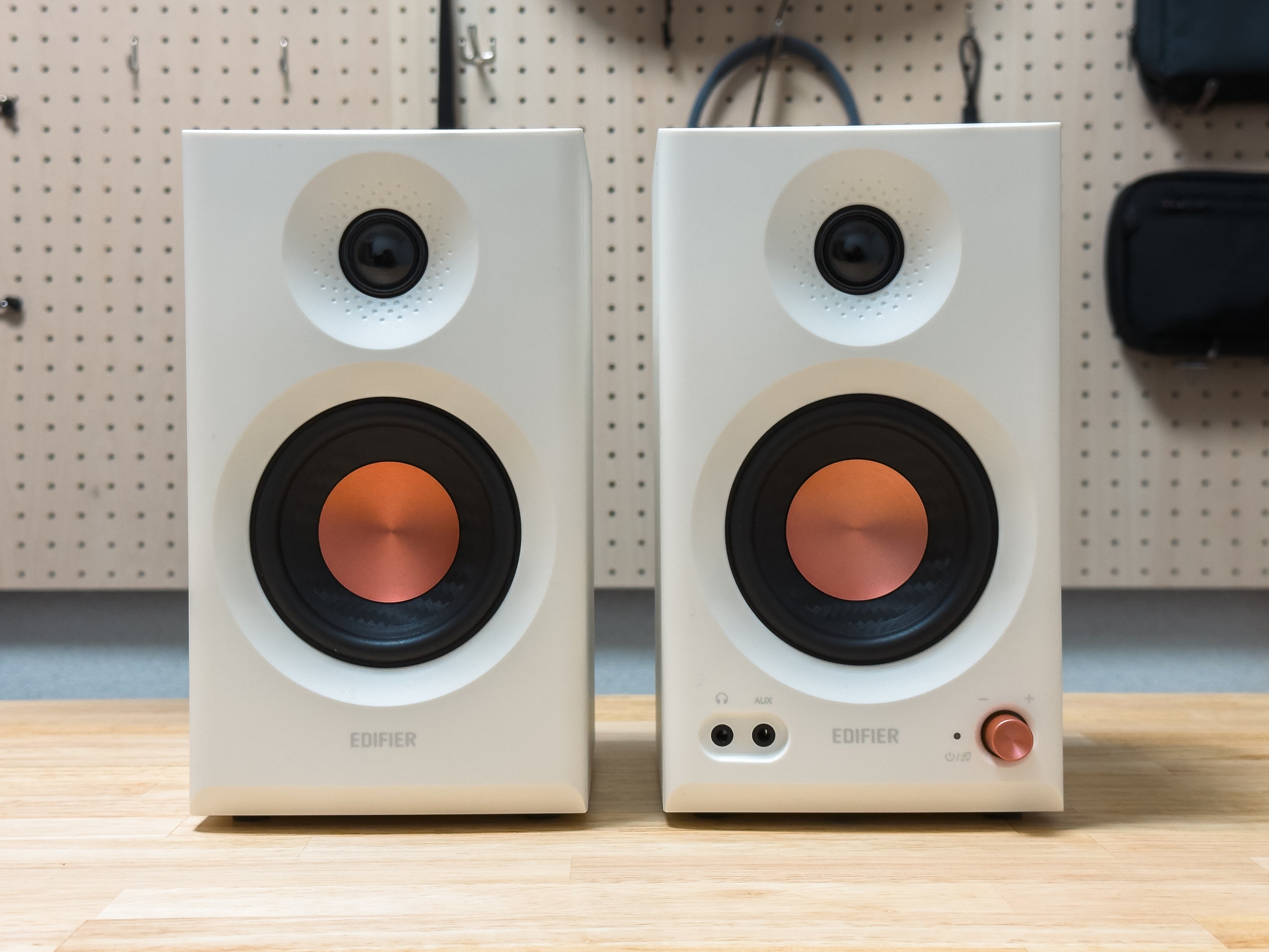 Edifier MR3 レビュー｜約1.5万円でもかなりの満足度！アプリで