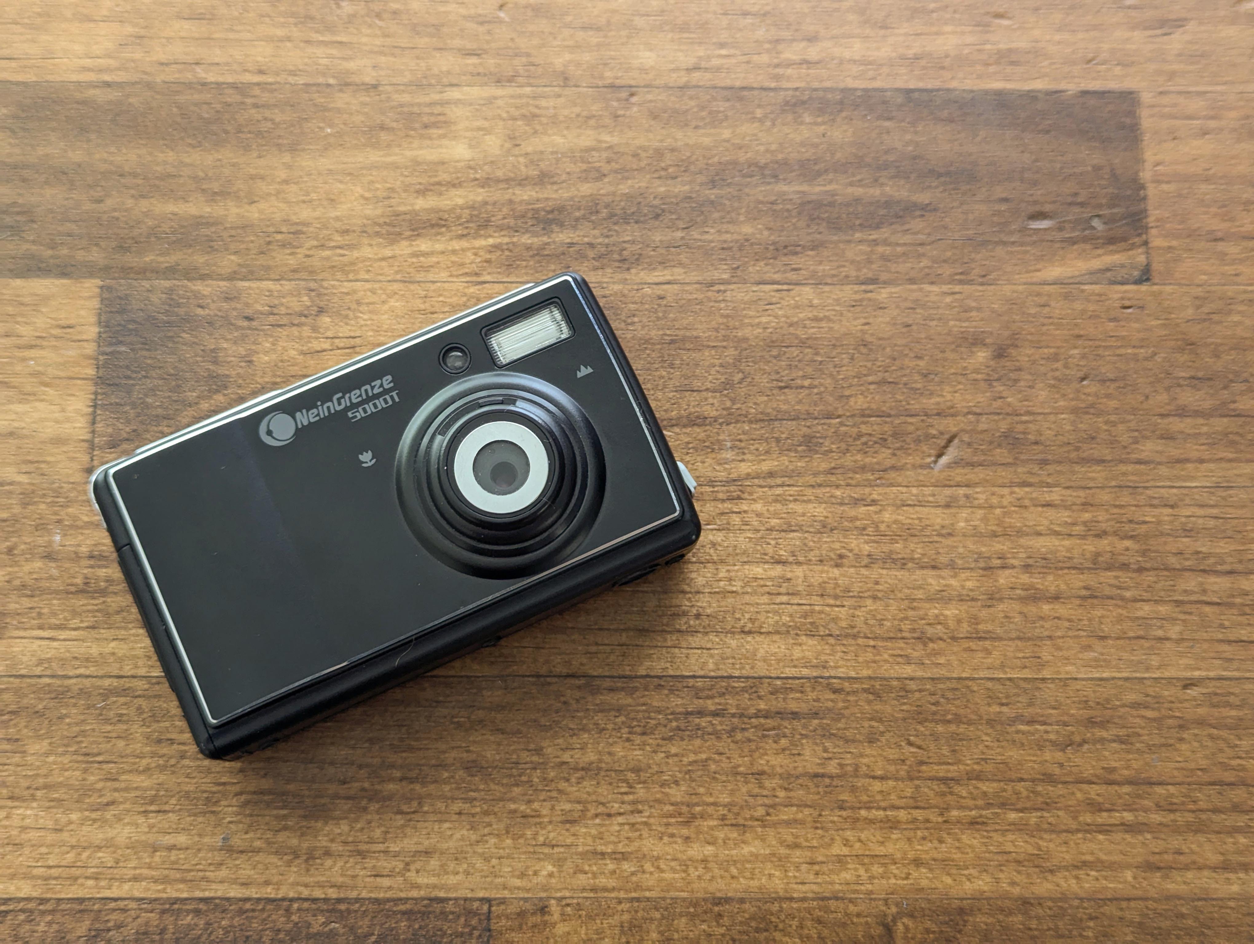 トイデジ トイカメラ】NeinGrenze 5000T ミニチュア風写真 チルト