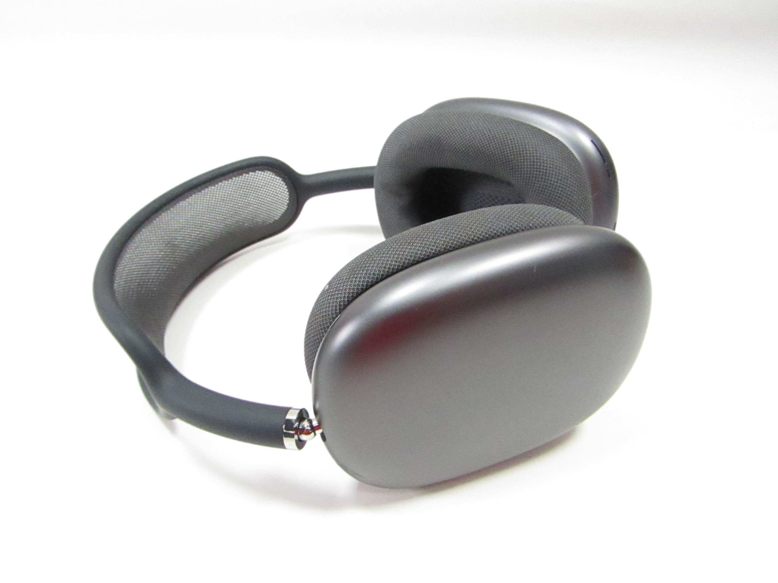 Apple AirPods Max A2096 Noise Cancelling Voice Activated Wireless