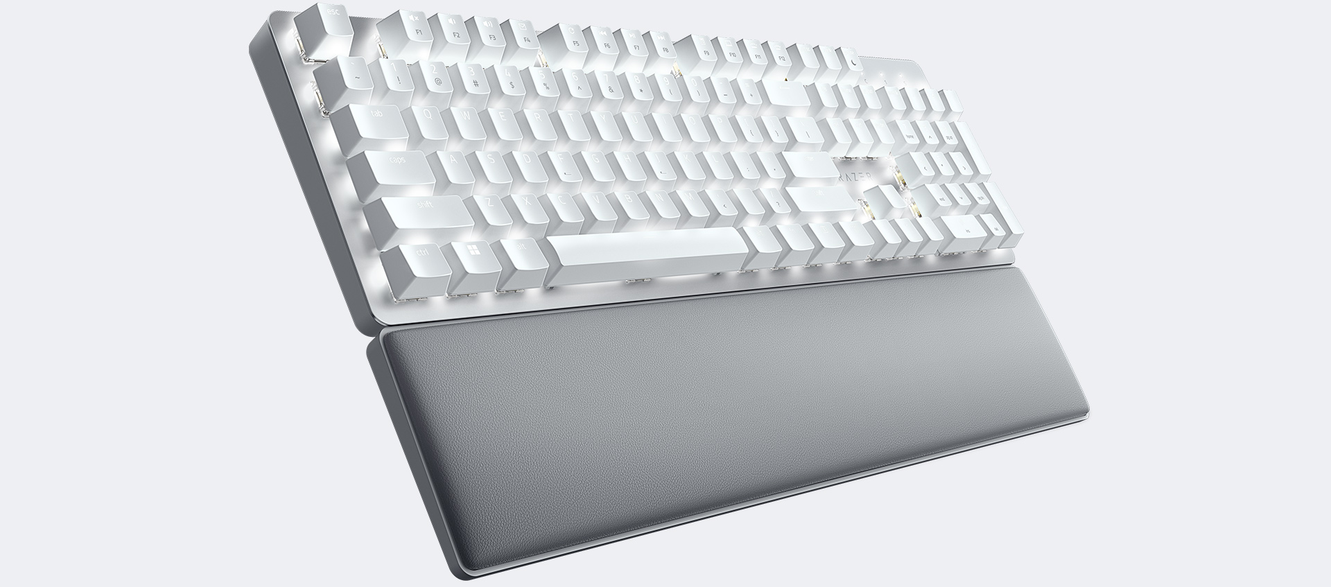 生産性を向上するワイヤレスメカニカルキーボード - Razer Pro Type