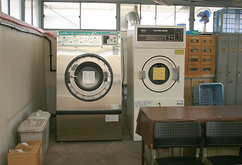 阪神電気鉄道株式会社 尼崎車庫 | 導入事例｜施設向けの業務用洗濯機