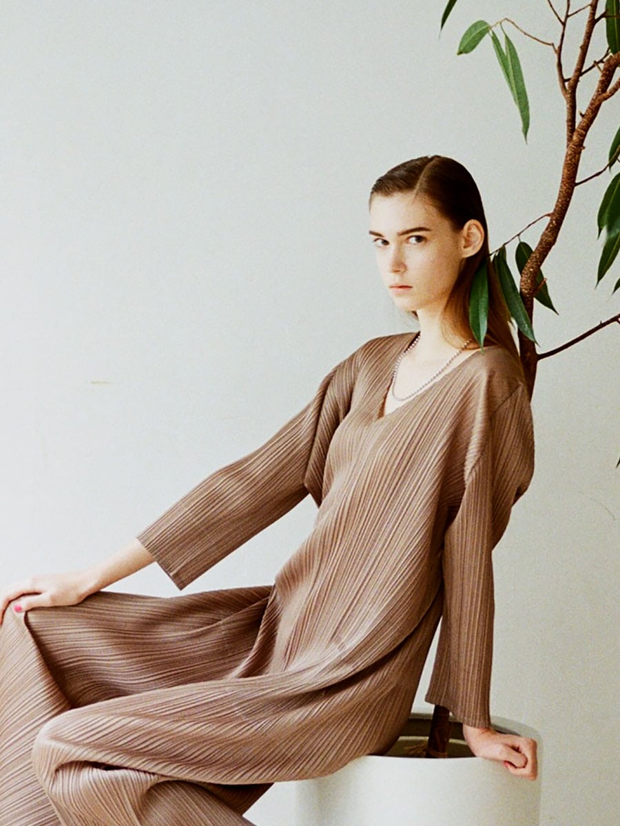 リラックスでクラッシー。私たちの毎日に、プリーツ プリーズ イッセイ