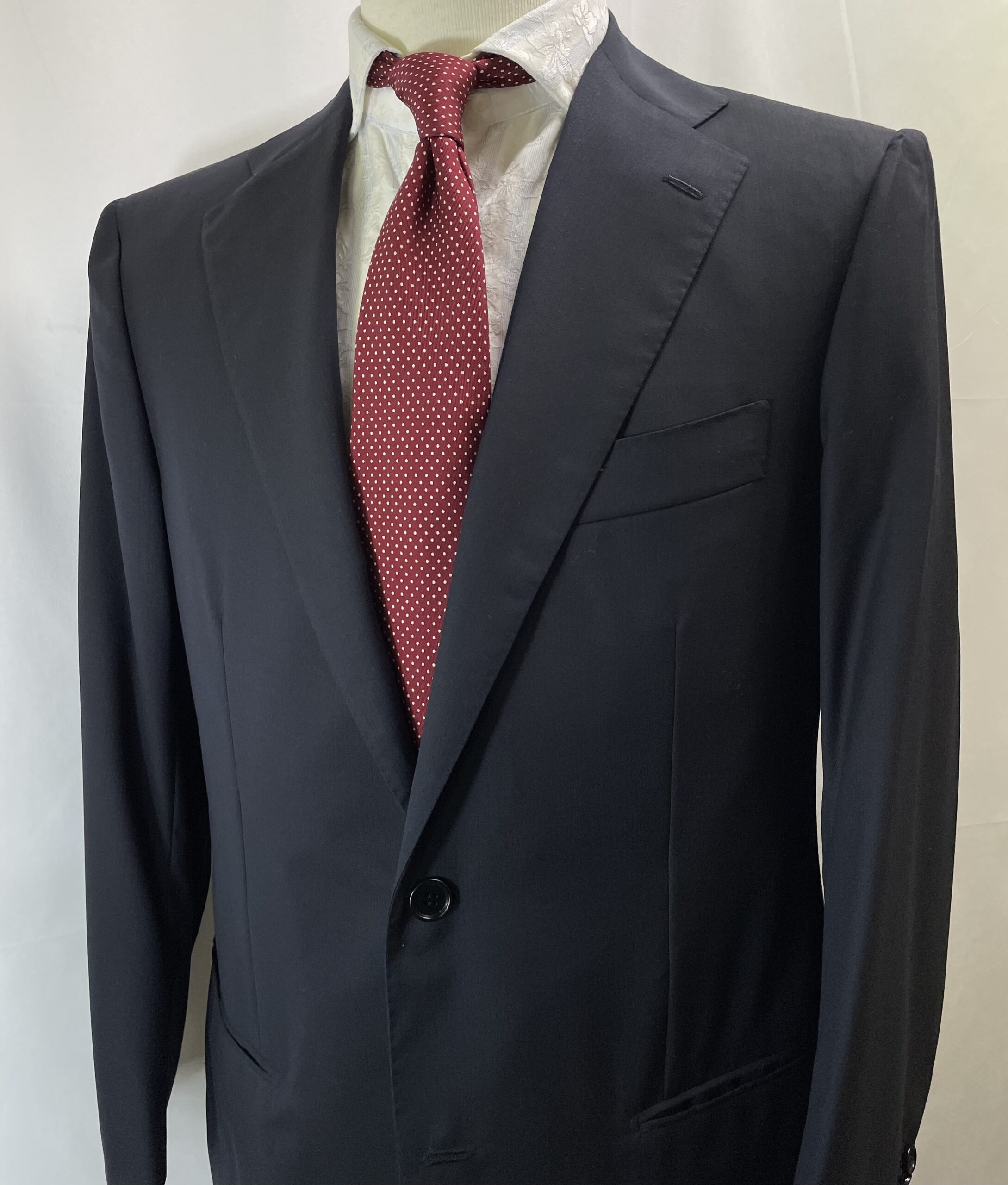 Kiton キトン】新品未使用 贅沢14Micron180'sウール 通年合い物 定番