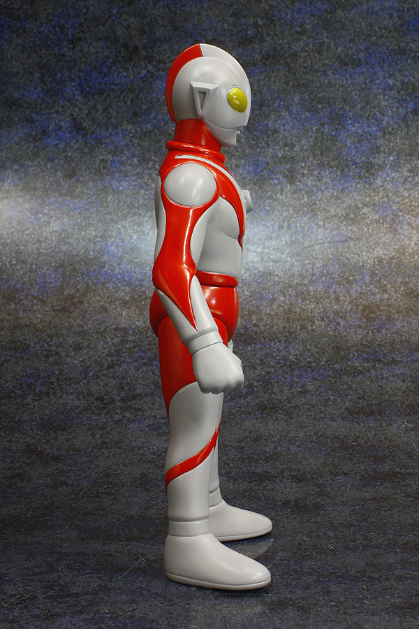 楳図かずお版ウルトラマンソフビシリーズ レトロver. 赤タイマー