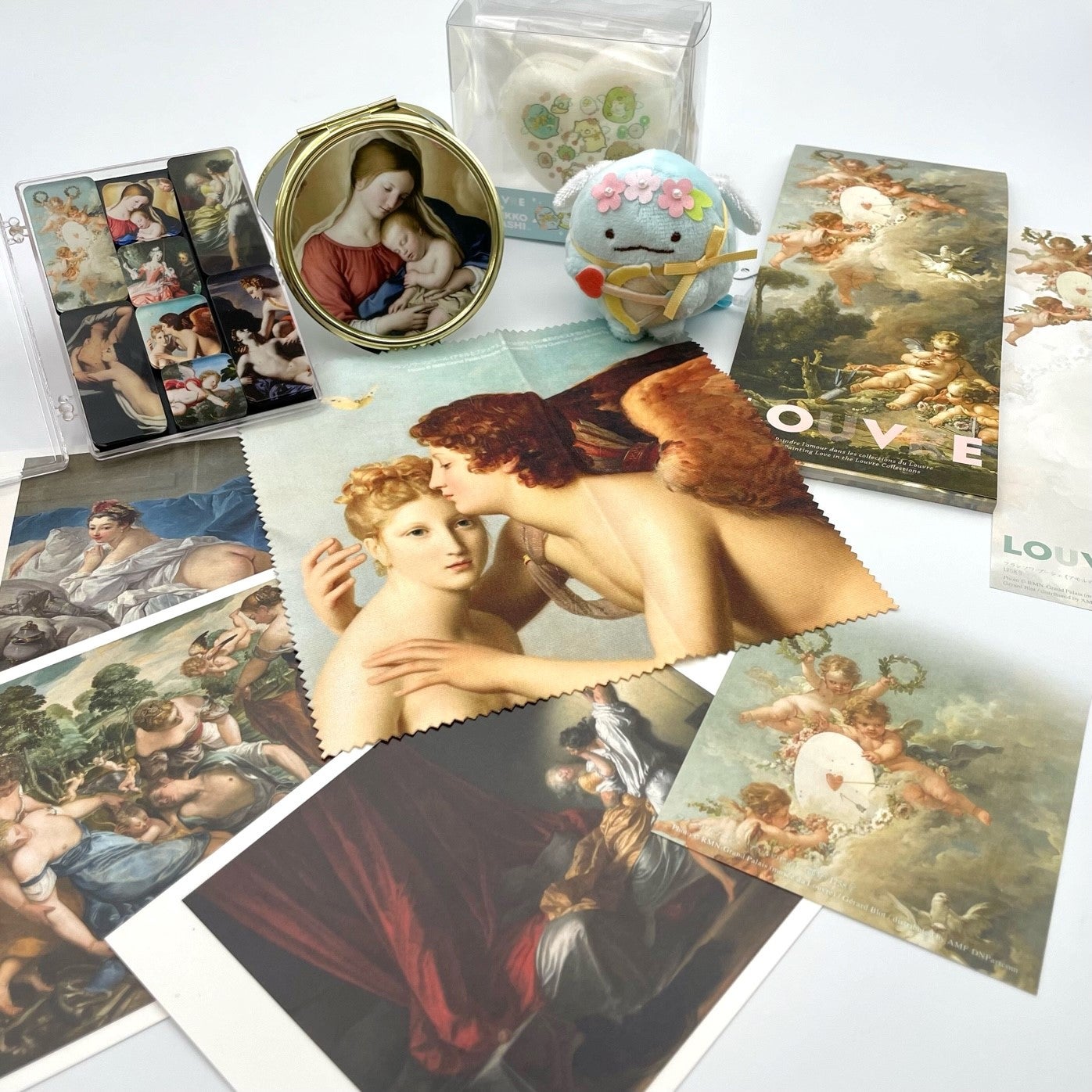 グッズ開封】ルーヴル美術館展 愛あふれる品々に囲まれて – 美術展ナビ