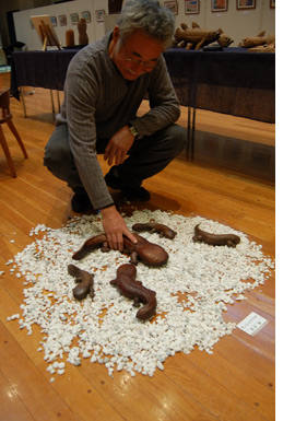 アートするひと（1）木彫作家 荒井修／伊達市室蘭市を含む西胆振の