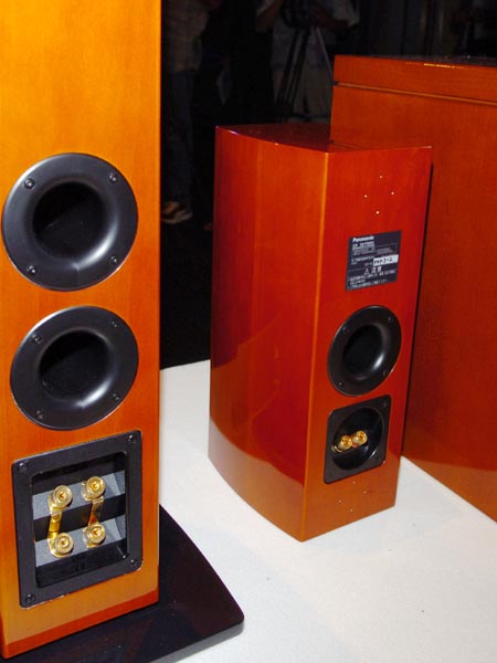 松下、100kHz再生に対応したマルチチャンネル向けスピーカー