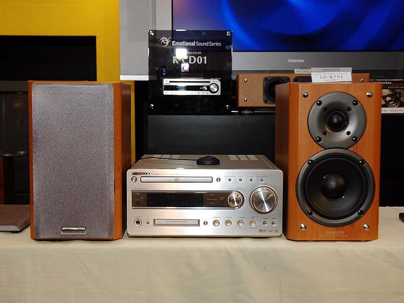 ケンウッド、自動音場補正付きCD/MDコンポの試聴会を開催