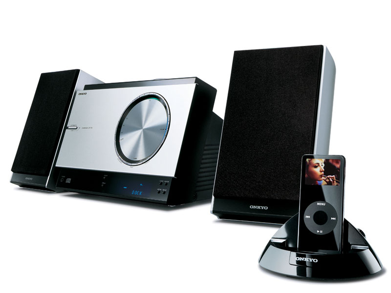 オンキヨー、スタイリッシュCD/MDコンポの音質強化版