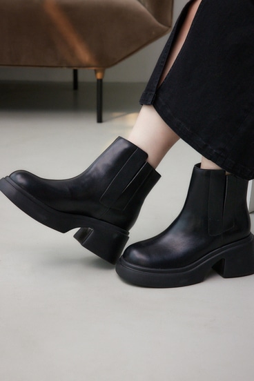 ボリュームソールショートブーツ｜WOMEN｜250HAM55-207H｜AZUL BY