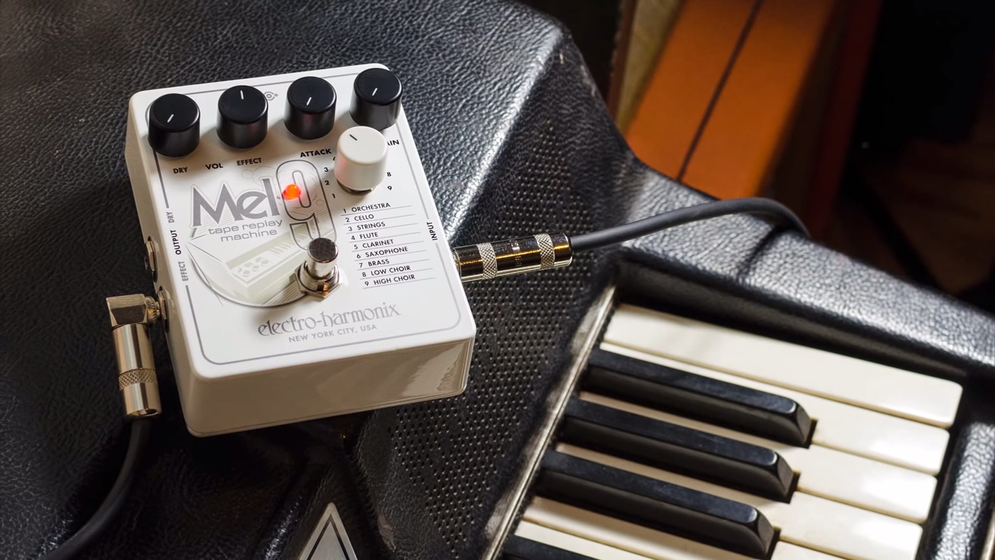 MEL9 | Tape Replay Machine - Electro-Harmonix