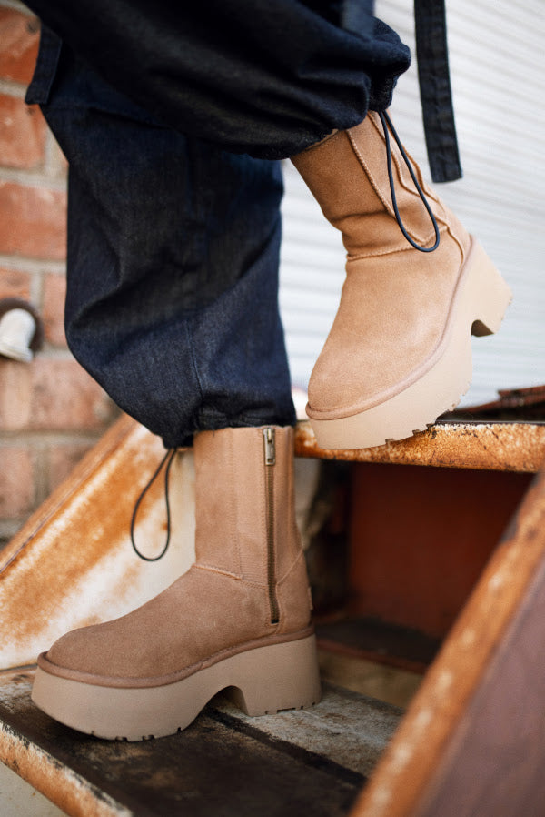 UGG Classic Twin Seam New Heights – Baehr Feet Shoe Boutique