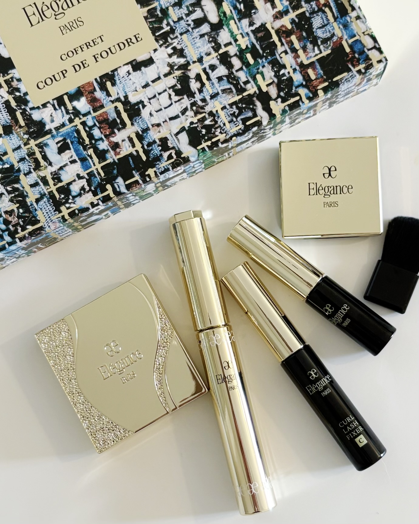 2025クリスマスコフレ】お得すぎて話題騒然！エレガンスの気になる中身