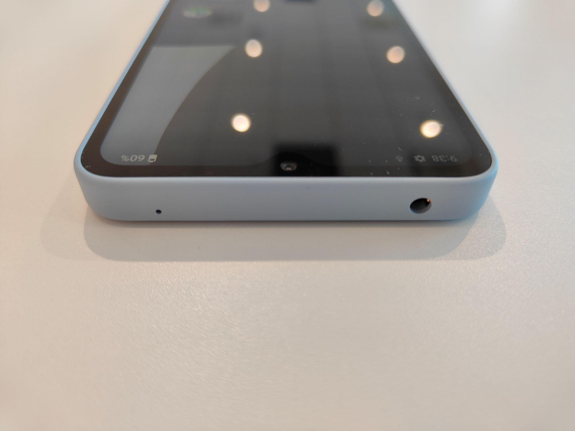 AQUOS wish4を実機レビュー！スマホデビューやシニアにもおすすめな