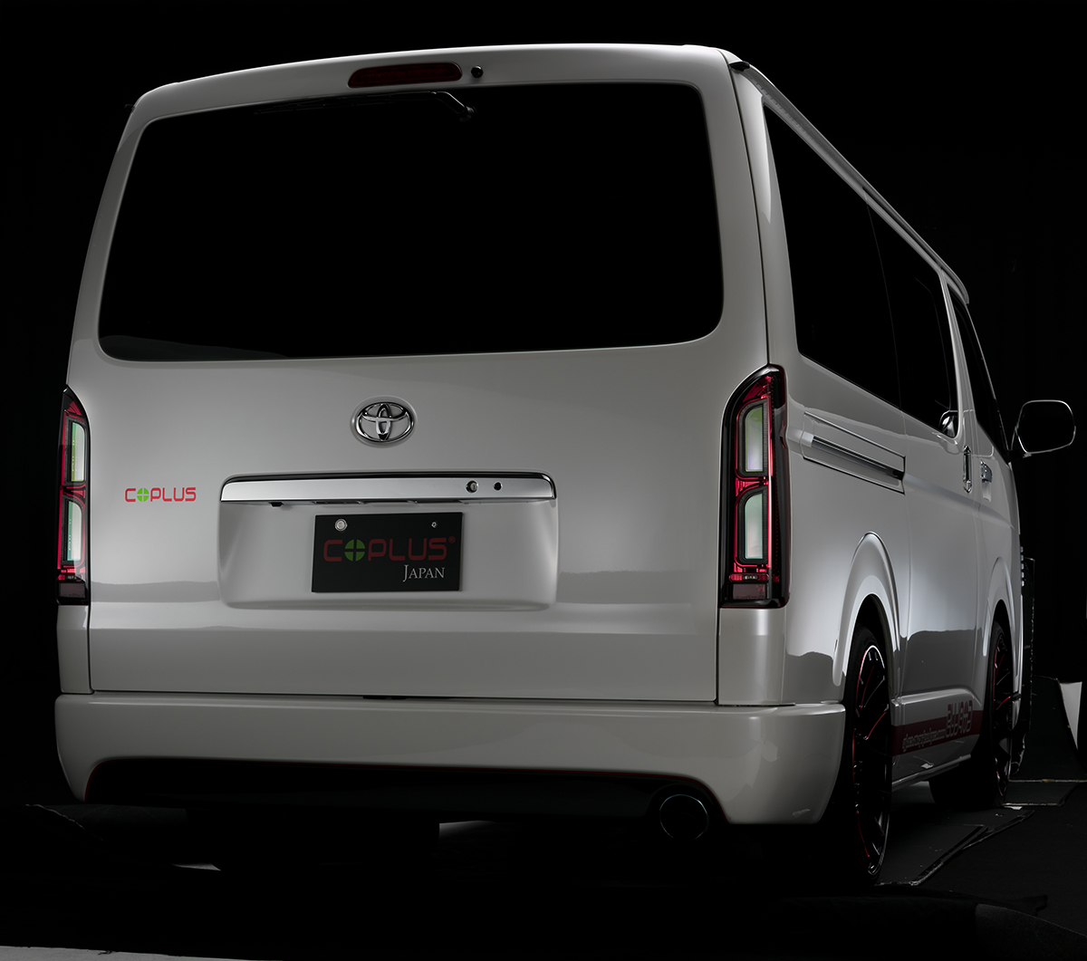 PLATINUM LED TAIL LAMP US Edition for HIACE｜プラチナLED