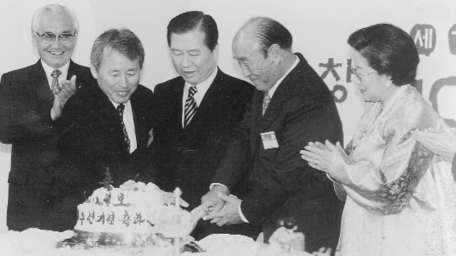 忘れられた同盟を見つめ直す：金大中、文夫妻、そして韓国の民主主義の歩み