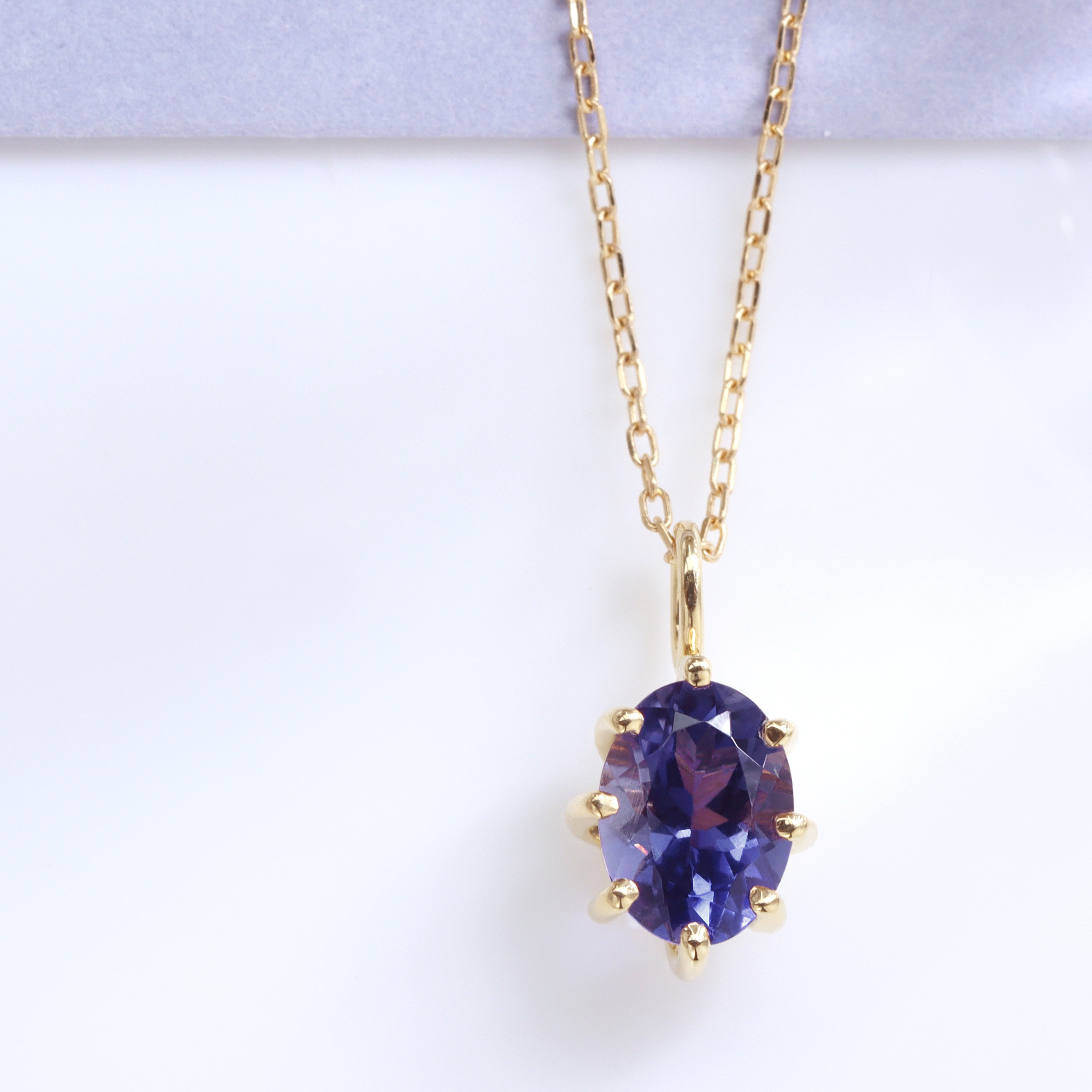 ビズー公式】アイオライト K18(18金) ペンダントトップ セパージュ