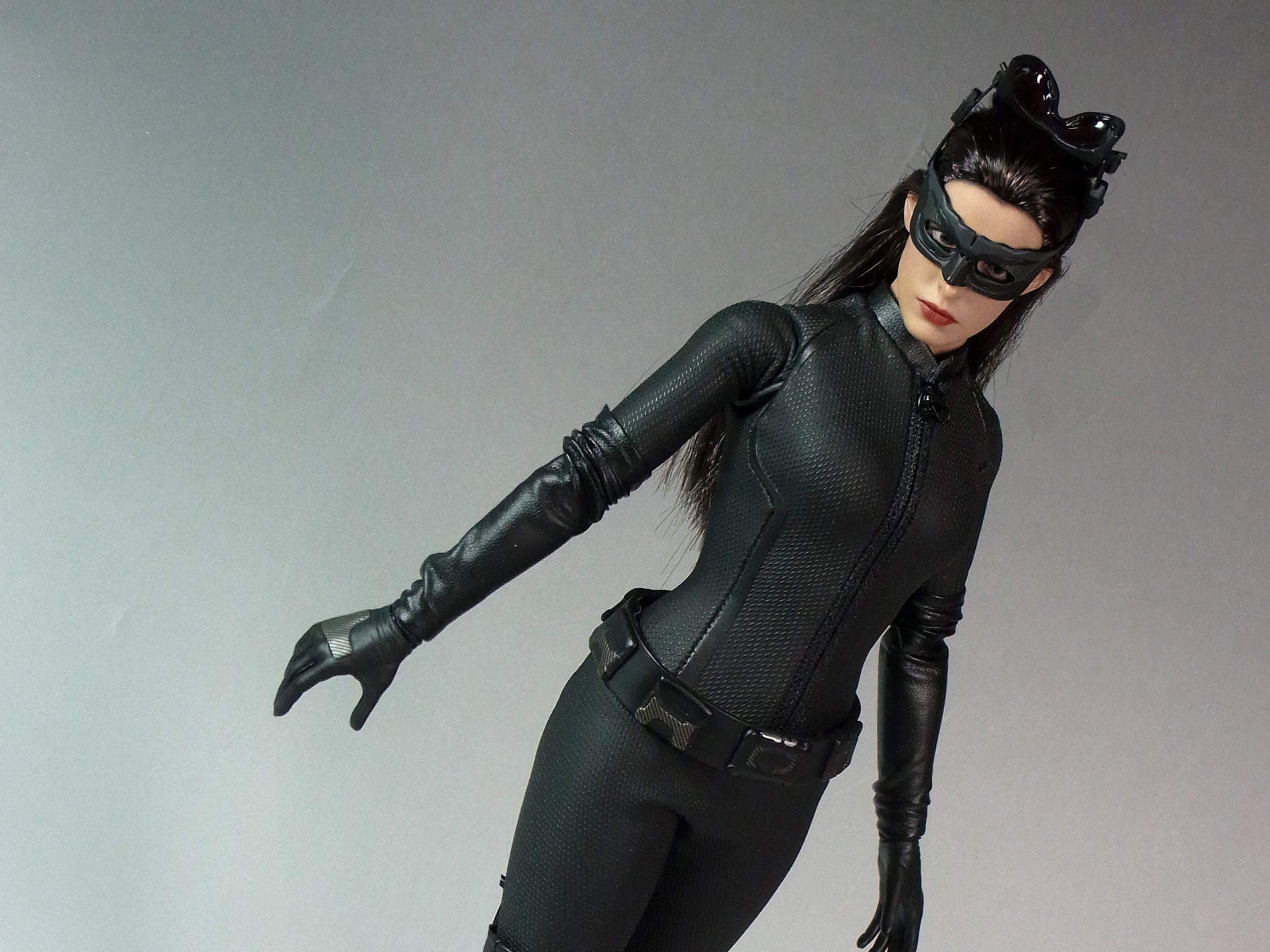 ホットトイズ ダークナイト・ライジング キャットウーマン セリーナ