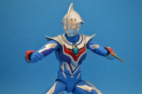 ULTRA-ACT ウルトラマンネクサス ジュネッスブルー | 魂の玩具箱
