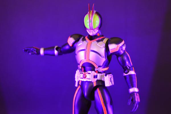 S.H.Figuarts 仮面ライダー555 GLOWING STAGE SET | 魂の玩具箱