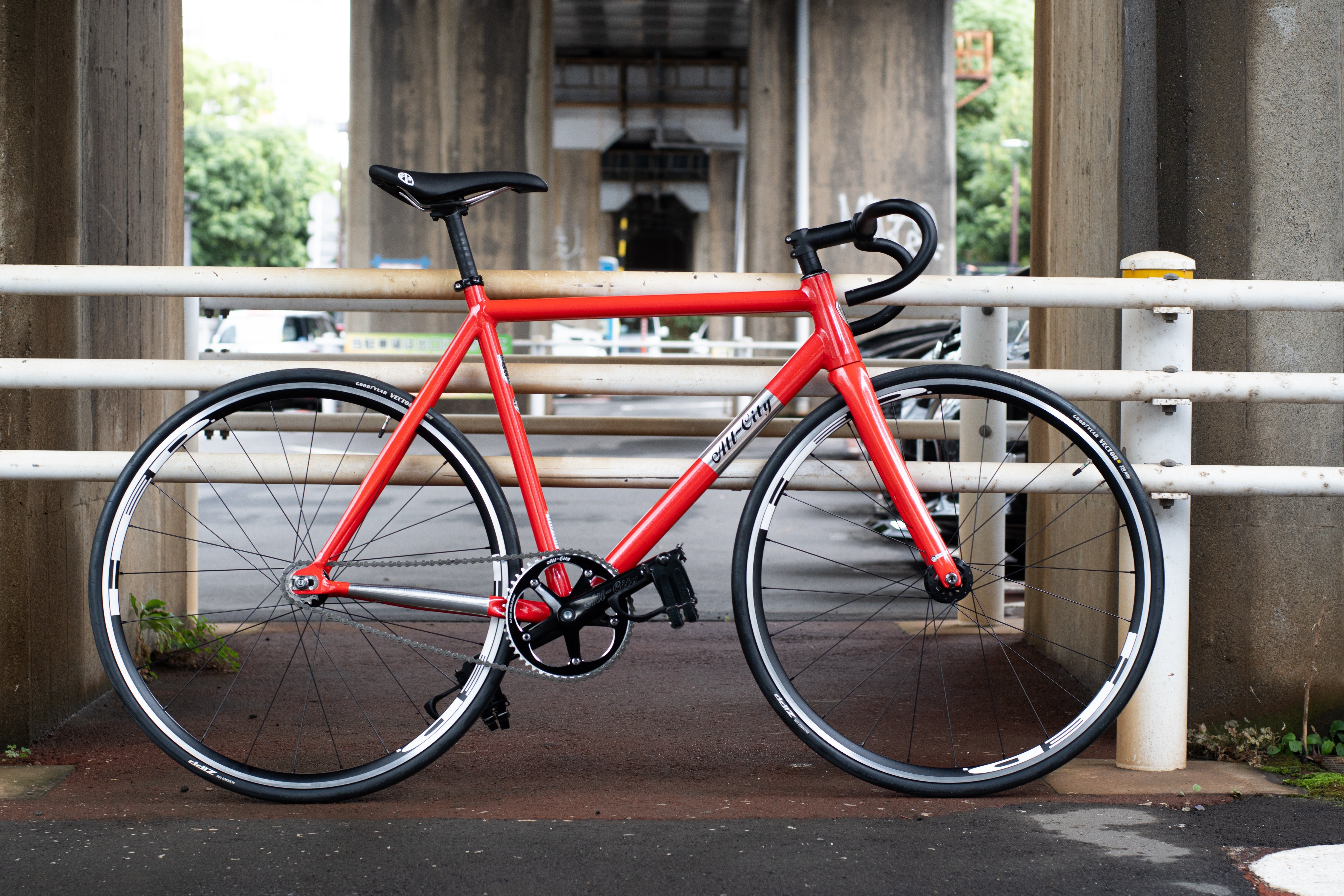 ミッツがオススメする！最高のアルミフレームがこれ！ | ブロー