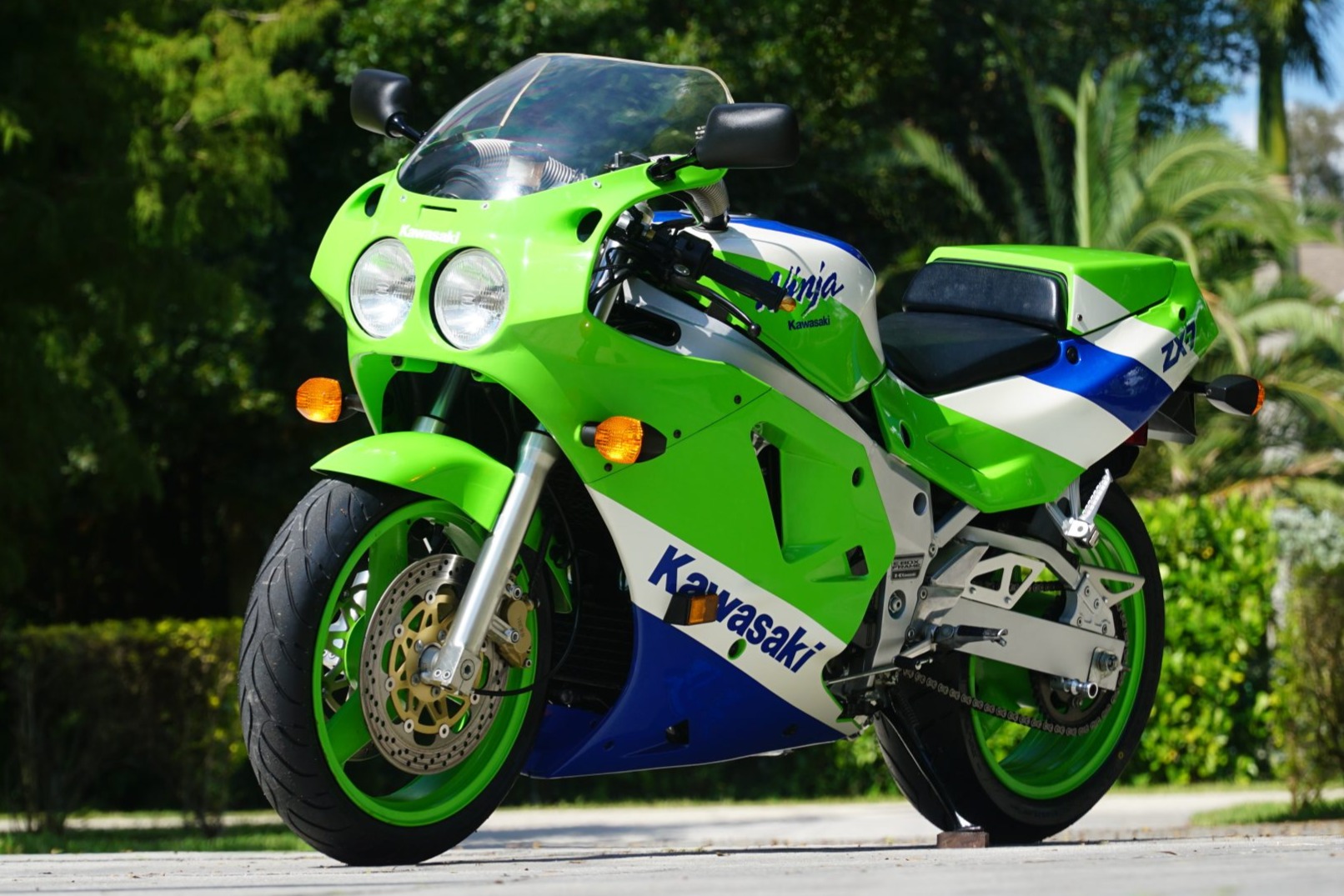 1989 Kawasaki ZX-7 H1 for sale on BaT Auctions - sold for $15,250