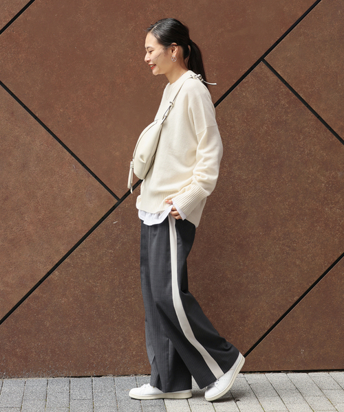 JOURNAL STANDARD（ジャーナルスタンダード）の「カシミヤクルーネック