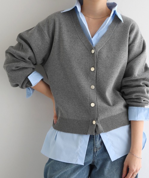 金ボタンVネックニットカーディガン（カーディガン/ボレロ）｜andme