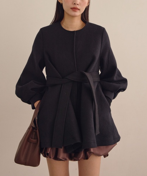 バルーンスリーブフレアコート（ノーカラージャケット）｜ACYM