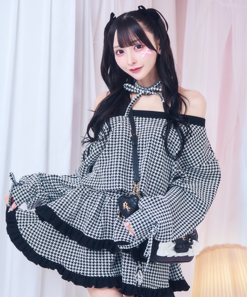 セール】ワンショルトレーナーワンピ（ワンピース）｜ReAmour