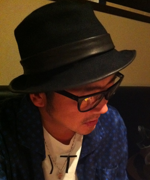 B印 YOSHIDA(BEAMS×PORTER)（ビージルシヨシダ）の「UNCERTAIN（大森南