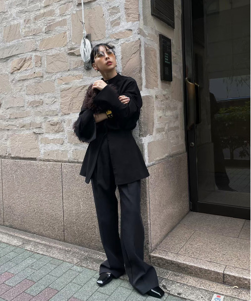 Ameri（アメリ）の「UND WAIST BLOUSING BLOUSE（シャツ/ブラウス