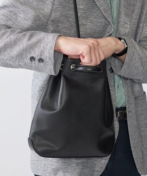 SHIPS（シップス）の「【SHIPS別注】polpetta: レザー サケット 巾着