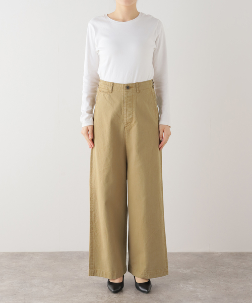 IENA（イエナ）の「INSCRIRE/アンスクリア Super Loose Chino PT