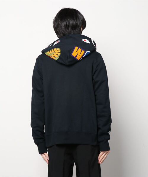 A BATHING APE（アベイシングエイプ）の「SHARK FULL ZIP HOODIE M