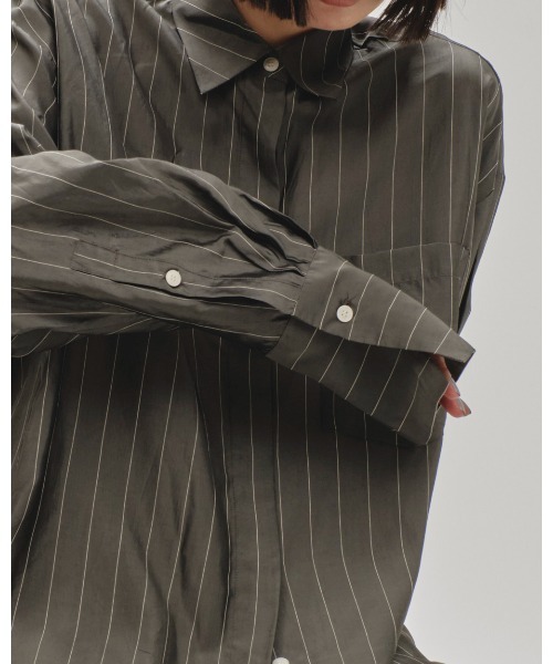 TODAYFUL（トゥデイフル）の「Stripe Silky Shirts（シャツ/ブラウス