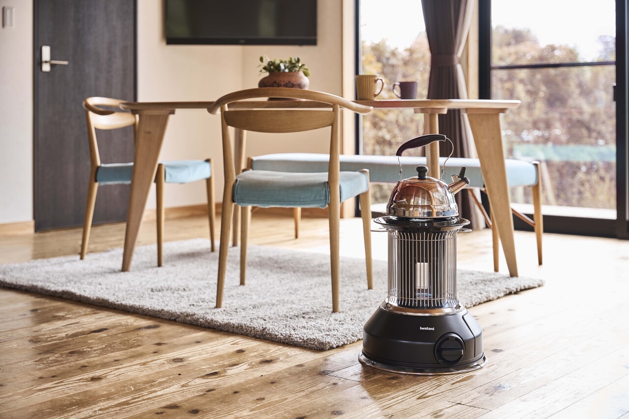 灯油の要らないカセットガス式ストーブ「マル暖 MULTI HEATER」が