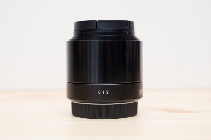 シグマ 60mm F2.8 DN マイクロフォーサーズ” レビュー。 外観を