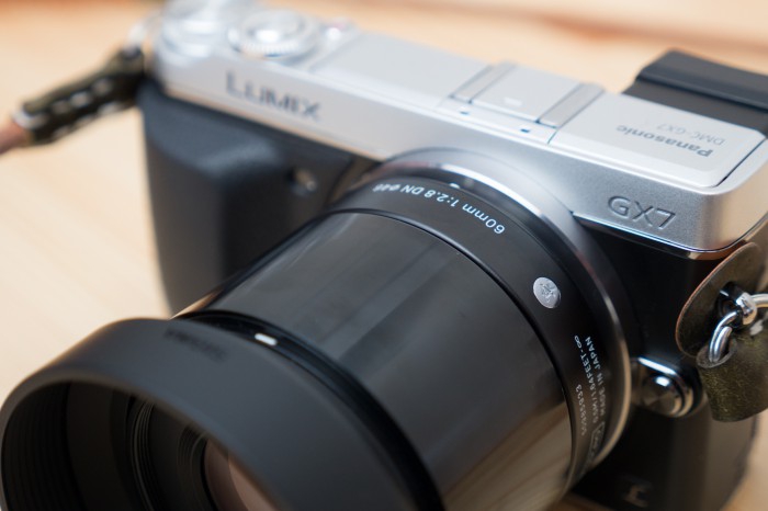 シグマ 60mm F2.8 DN マイクロフォーサーズ” レビュー。 外観を