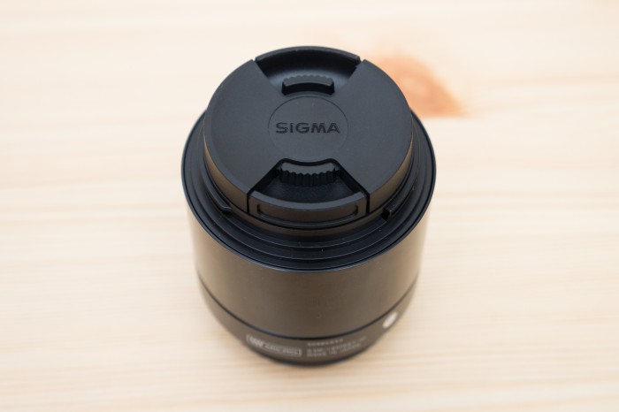 シグマ 60mm F2.8 DN マイクロフォーサーズ” レビュー。 外観を