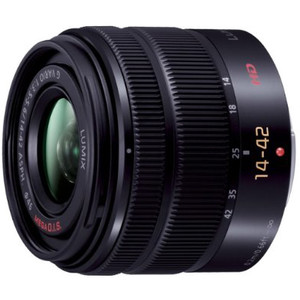 Panasonic Lumix G Vario 14-42mm F3.5-5.6 II ASPH Mega OIS vs