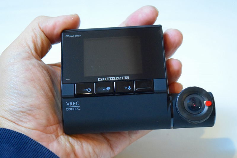 VREC-DZ800DC」の実機レビューと評価 パイオニアWiFi対応の2カメラ