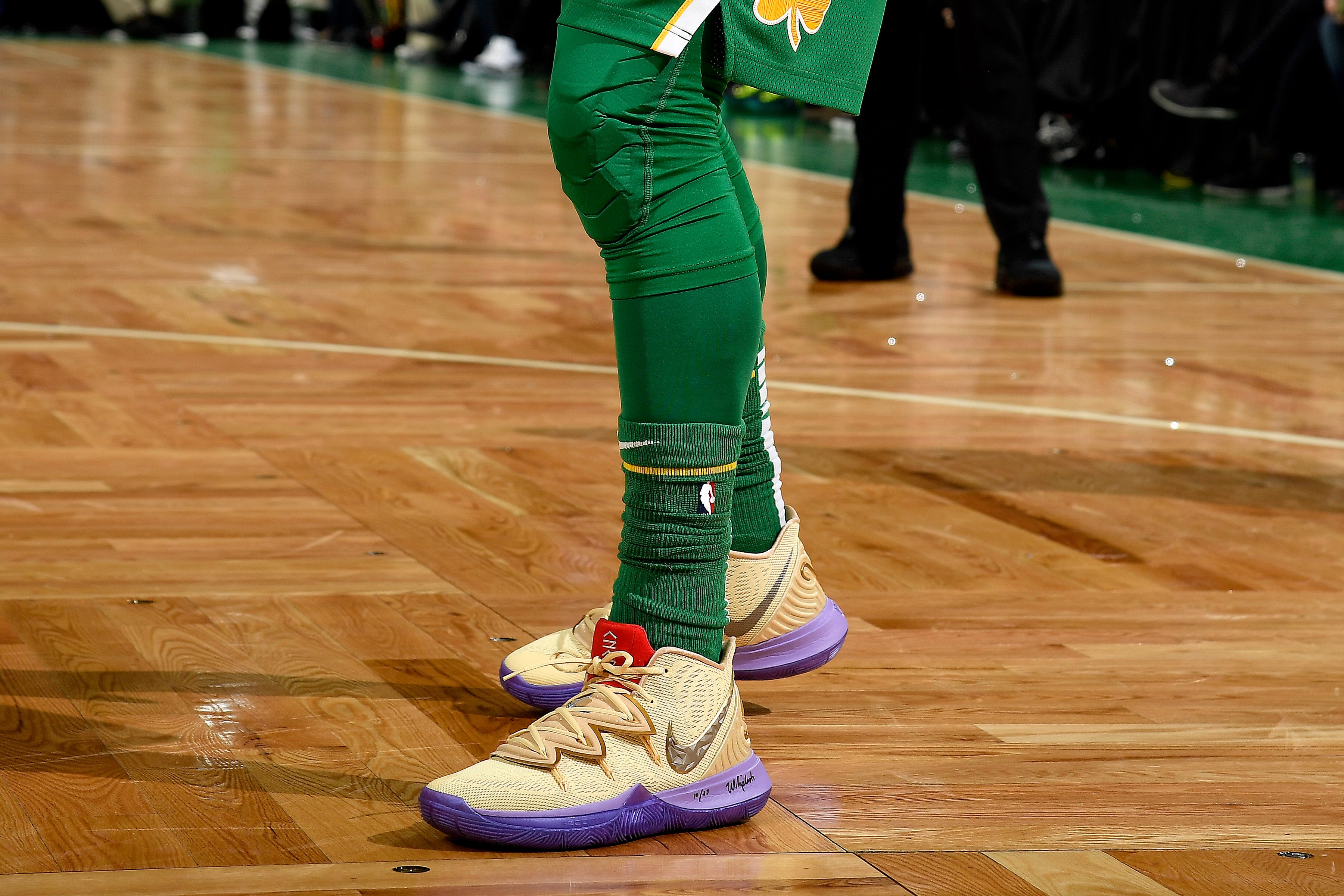 Kyrie Irving debuts Kyrie 5 'Ikhet' signature shoe on Christmas