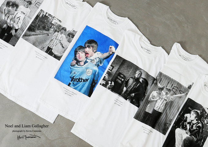 ノエルとリアムのギャラガー兄弟がマンチェスター・シティのユニを着用