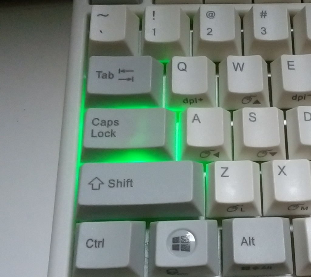 安価な静電容量無接点方式キーボード NiZ Plum 75 を買ってみた