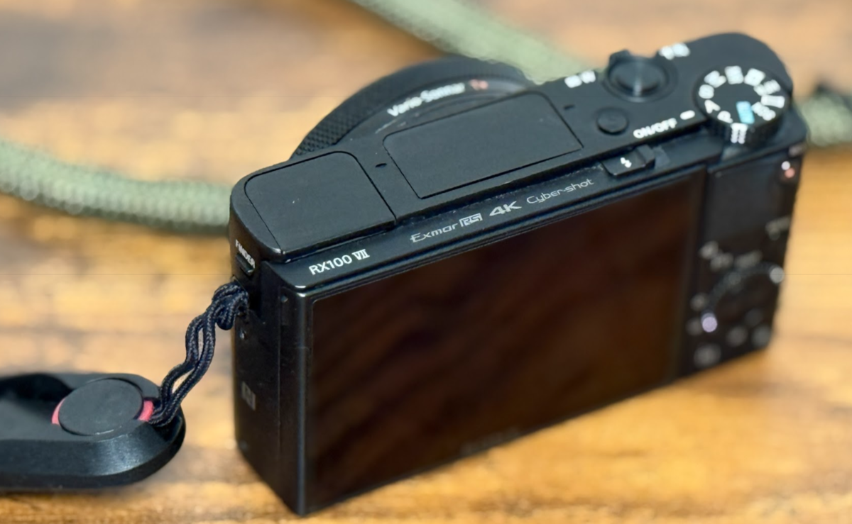 SONY RX100M7｜スマホじゃ物足りないあなたに！最強コンデジの魅力とは