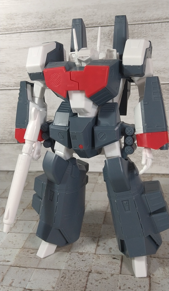 造形にこだわりを感じるもっと評価されるべきキット！ ハセガワ 超時空