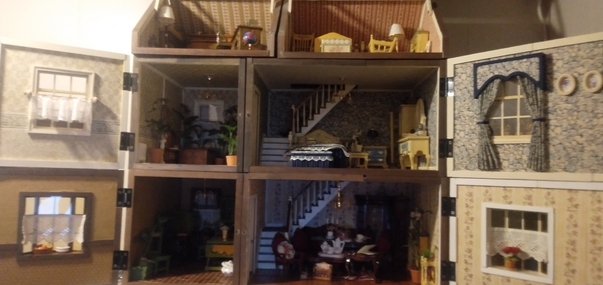 ドールハウス「温室」の大掃除、修理、模様替え - ばあじい工作倶楽部